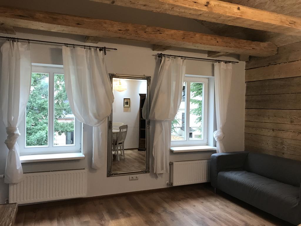 A1 With Free Parking Apartment *